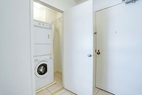 Upscale Apartments in Crystal City