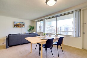 Upscale Apartments in Crystal City