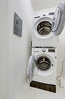 Magnificent Condo Crystal City With Gym