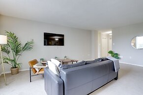 Magnificent Condo Crystal City With Gym