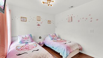 8518 Palm Harbour dr