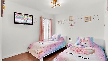 8518 Palm Harbour dr