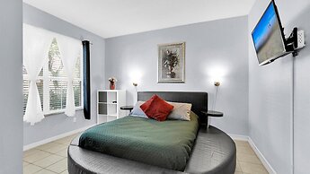 8518 Palm Harbour dr