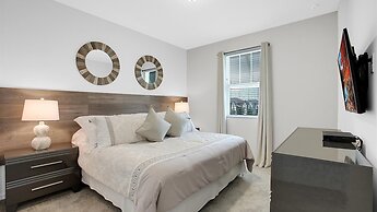 8987 Amelia Downs Trail