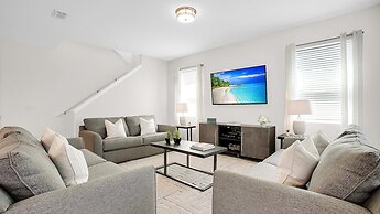 8987 Amelia Downs Trail