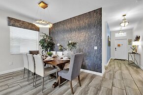 4724 Sleepy Hollow Drive