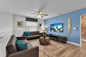 4724 Sleepy Hollow Drive