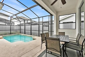 4724 Sleepy Hollow Drive