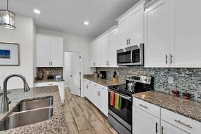 4724 Sleepy Hollow Drive