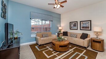 3031 Beach Palm Avenue