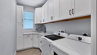 14207 Union Hall Avenue