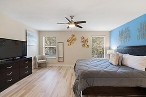 8949 Cuban Palm Road