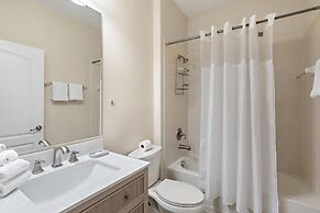 8949 Cuban Palm Road