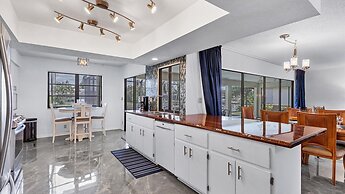 2310 el Cerito Court