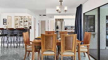 2310 el Cerito Court