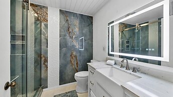 2310 el Cerito Court