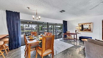 2310 el Cerito Court