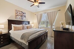 8948 Bismarck Palm rd