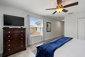 8948 Bismarck Palm rd