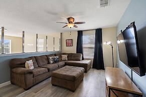 8948 Bismarck Palm rd