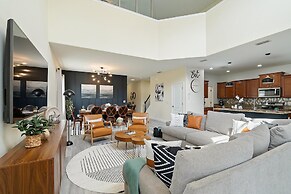 8948 Bismarck Palm rd