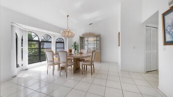 850 Ellicott Circle nw