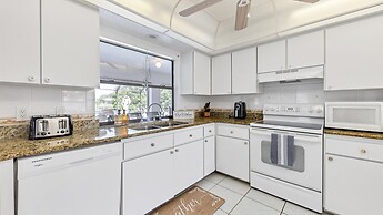 850 Ellicott Circle nw