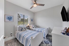 13831 Begonia Circle