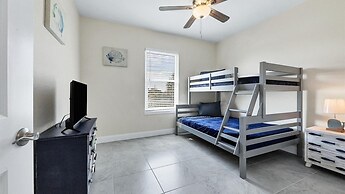 13305 Longville Avenue