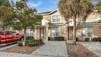 7679 sir Kaufmann Court