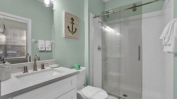 7679 sir Kaufmann Court