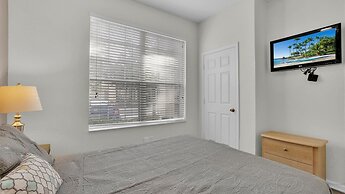 7679 sir Kaufmann Court