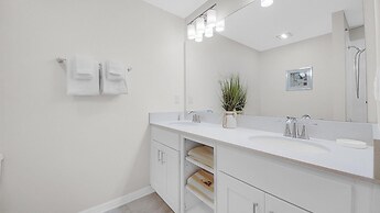 3111 Paradox Circle Unit 202