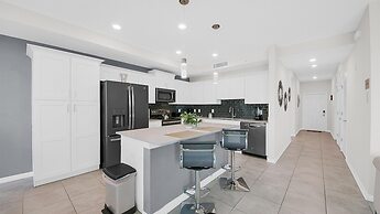 3111 Paradox Circle Unit 202