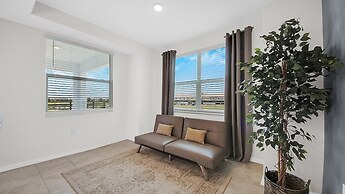 3111 Paradox Circle Unit 202