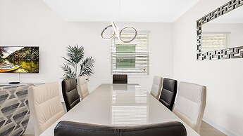 670 Whistling Straits Blvd