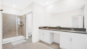 670 Whistling Straits Blvd