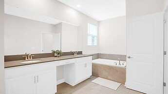 670 Whistling Straits Blvd