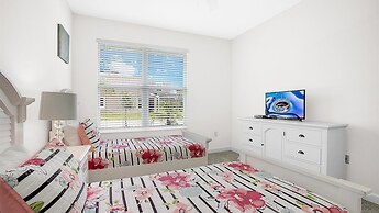 670 Whistling Straits Blvd