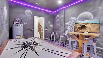 670 Whistling Straits Blvd