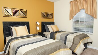 3043 Beach Palm Avenue