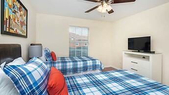 8975 Bismarck Palm rd