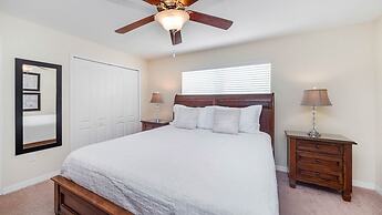 8975 Bismarck Palm rd