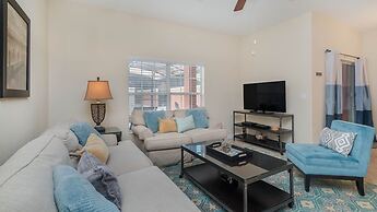 8975 Bismarck Palm rd