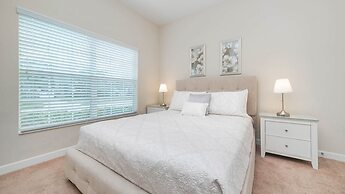 8975 Bismarck Palm rd