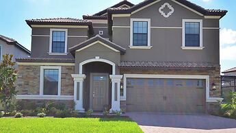 1424 Rolling Fairway Drive