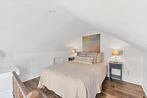 307 Taylor Street Unit b