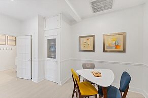 307 Taylor Street Unit b