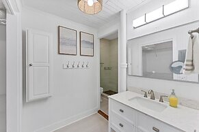 307 Taylor Street Unit b