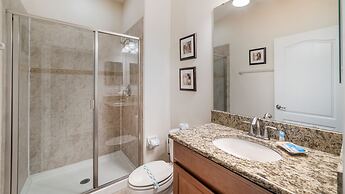 8968 Majesty Palm Road